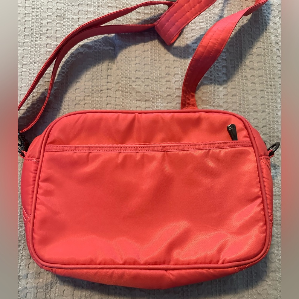 Lug Carousel XL 2 Crossbody Bag in Watermelon
EUC - Picture 2 of 5
